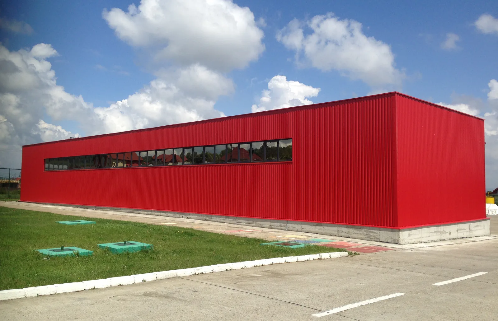Tablă cutată T18 — acoperiș realizat, fotografia 2