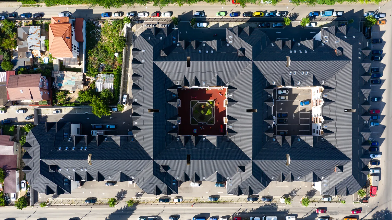 Țiglă metalică Gotic — acoperiș realizat, fotografia 6